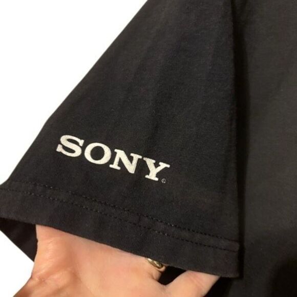 Sony It’s Good To Be Shallow 35MM Sensor Size Large T-Shirt - Picture 5 of 7